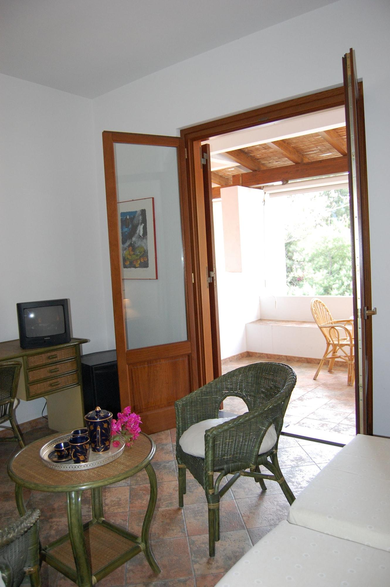 ליפארי Residence Hotel Baia Portinenti מראה חיצוני תמונה