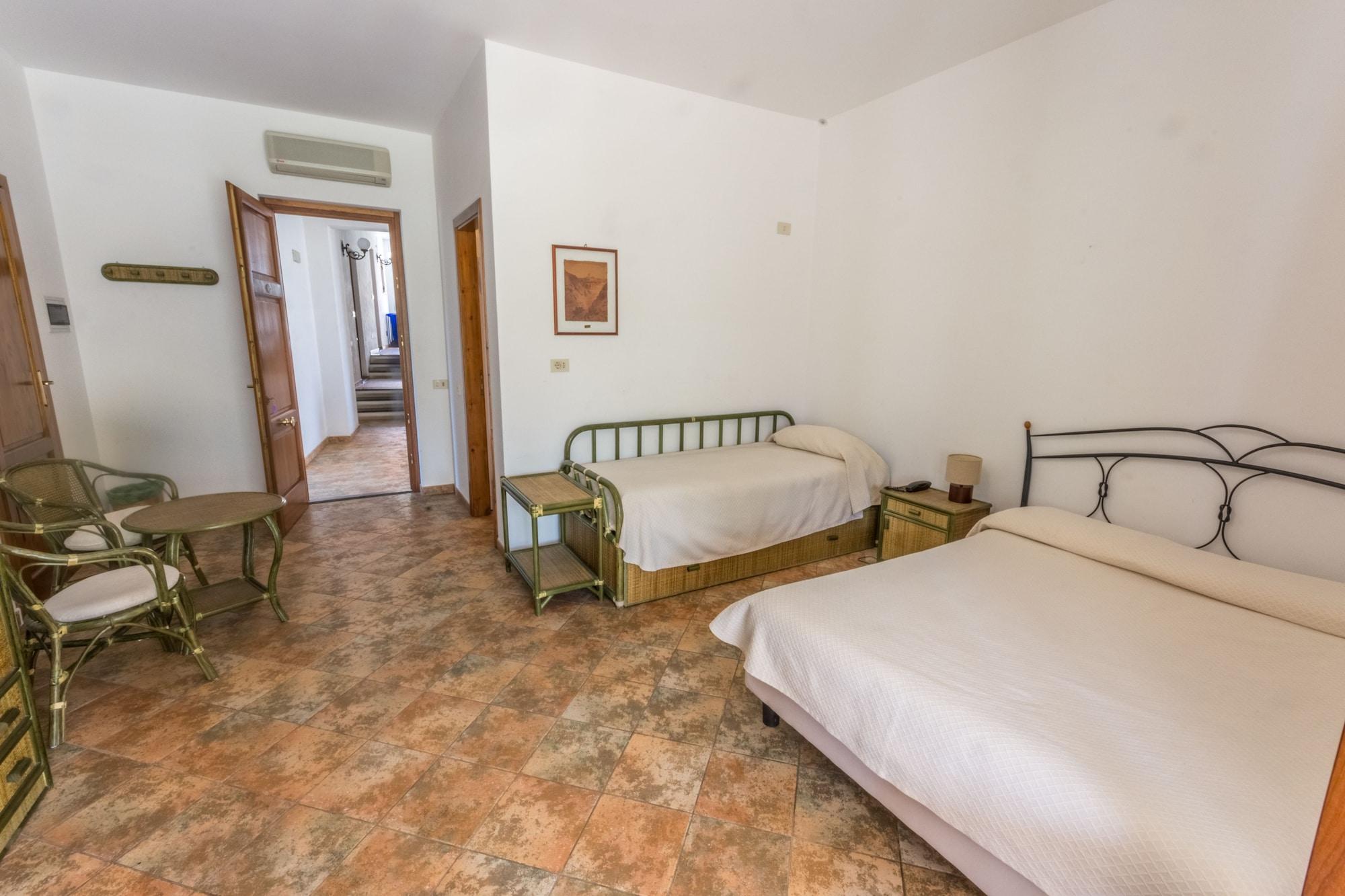 ליפארי Residence Hotel Baia Portinenti מראה חיצוני תמונה