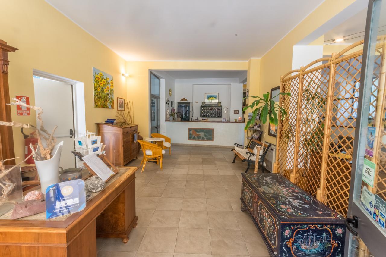 ליפארי Residence Hotel Baia Portinenti מראה חיצוני תמונה