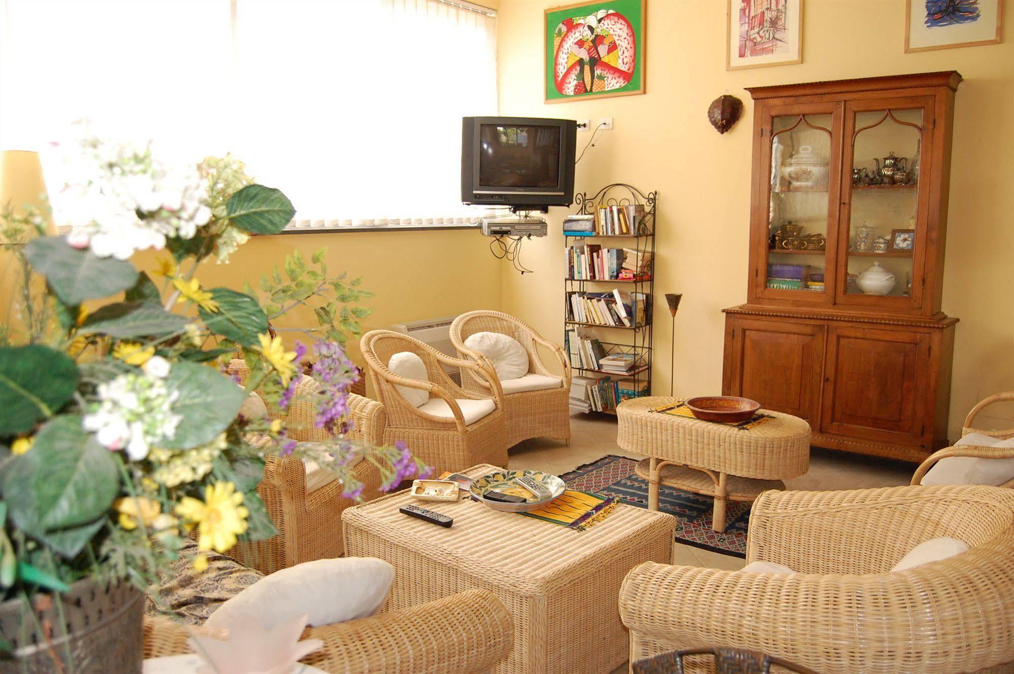 ליפארי Residence Hotel Baia Portinenti מראה חיצוני תמונה